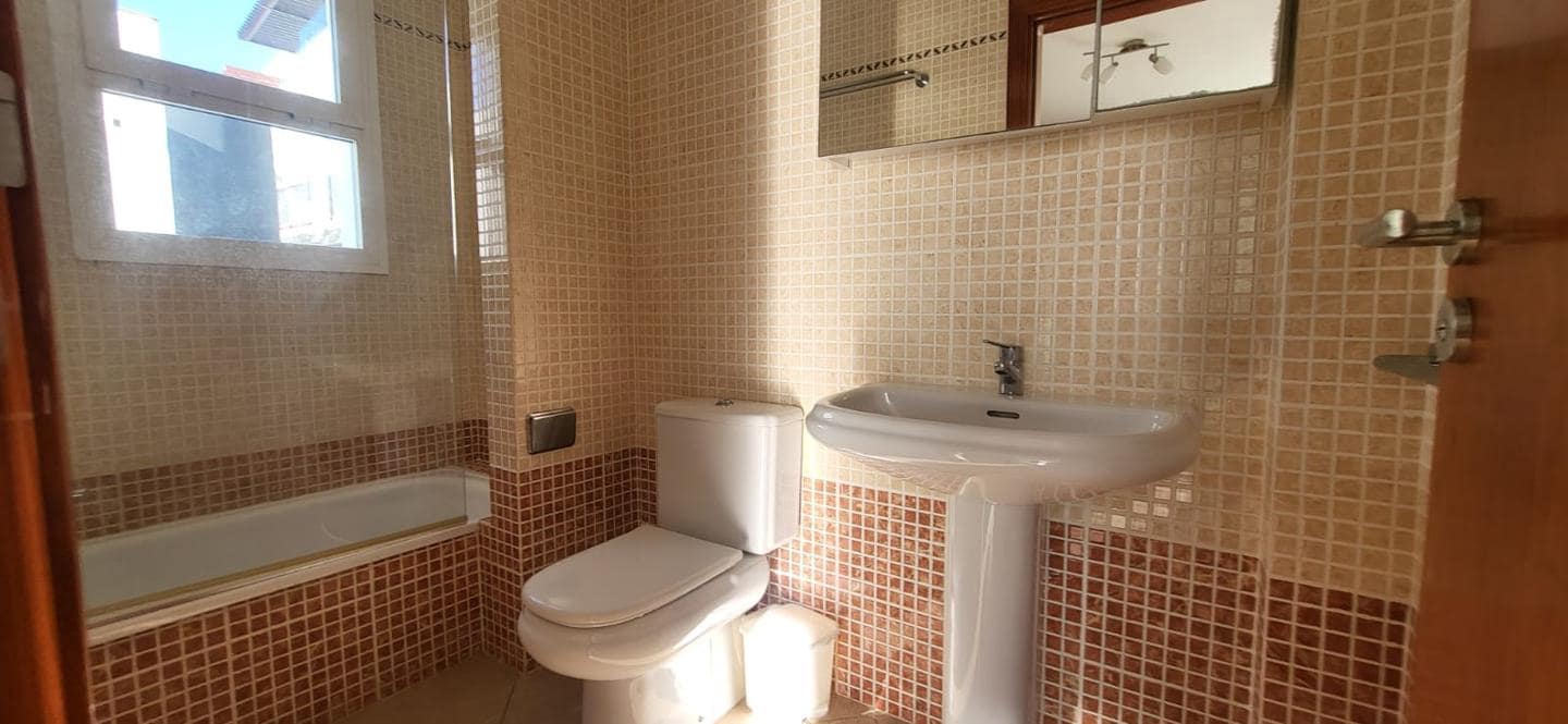 3 soveværelse Villa til salg i Costa Adeje med swimmingpool - € 850.000 (Ref: 9301264)