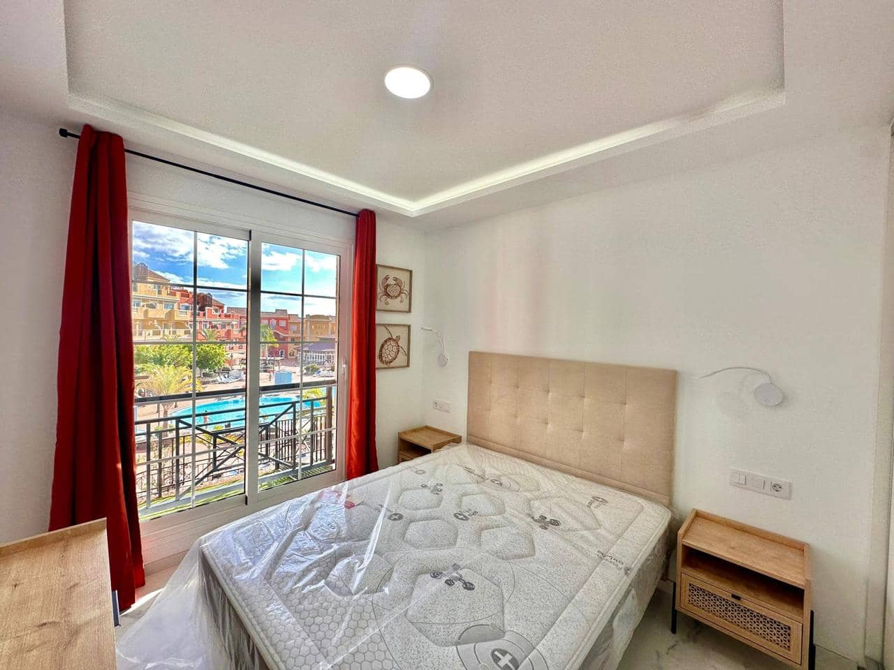 2 Zimmer Wohnung zu verkaufen in Los Cristianos mit Pool - 330.000 € (Ref: 9329788)