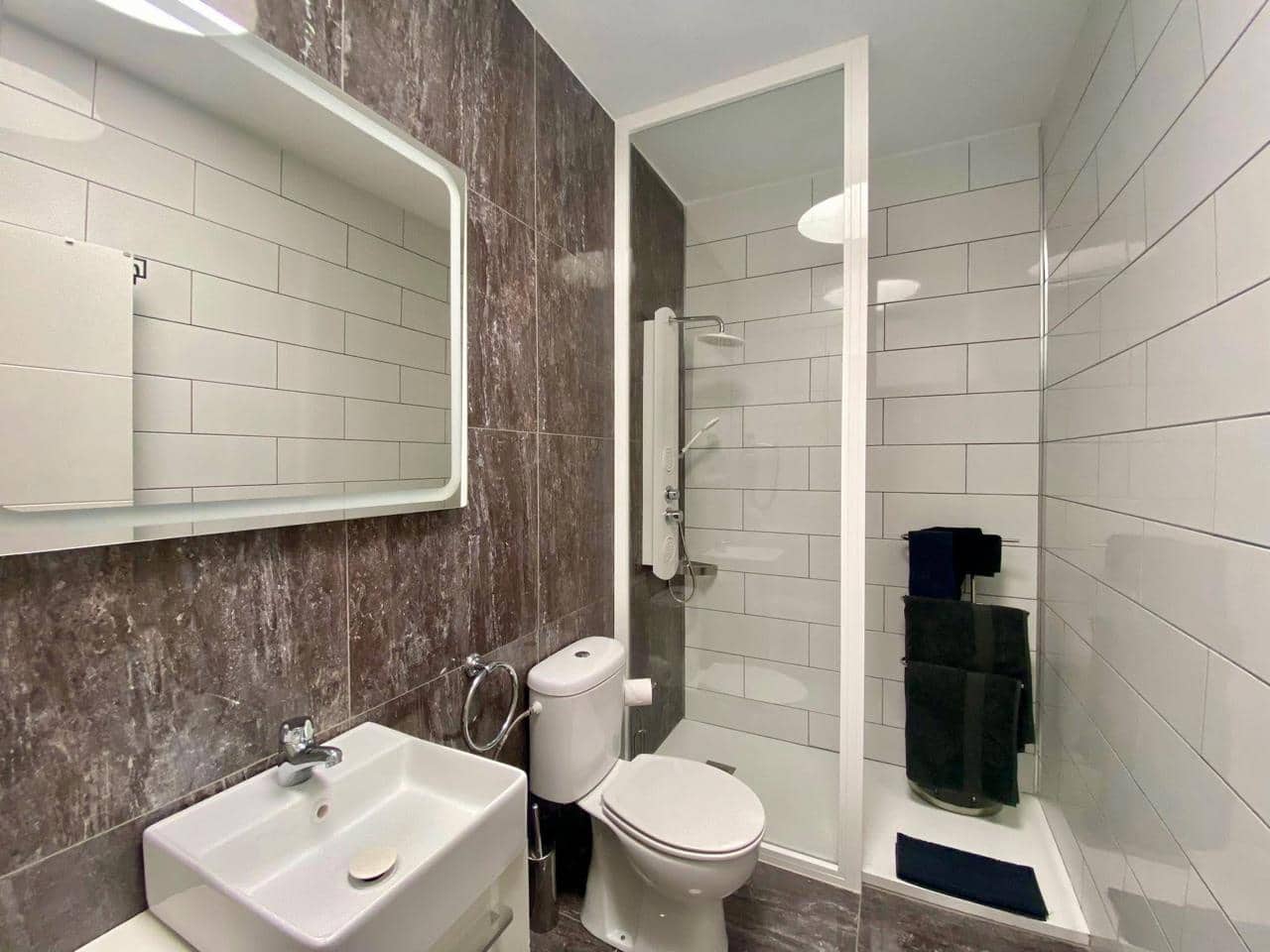 6 bedroom Villa for sale in Costa Adeje with pool garage - € 1,995,000 (Ref: 9363349)