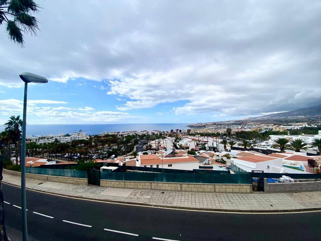 6 bedroom Villa for sale in Costa Adeje with pool garage - € 1,995,000 (Ref: 9363349)