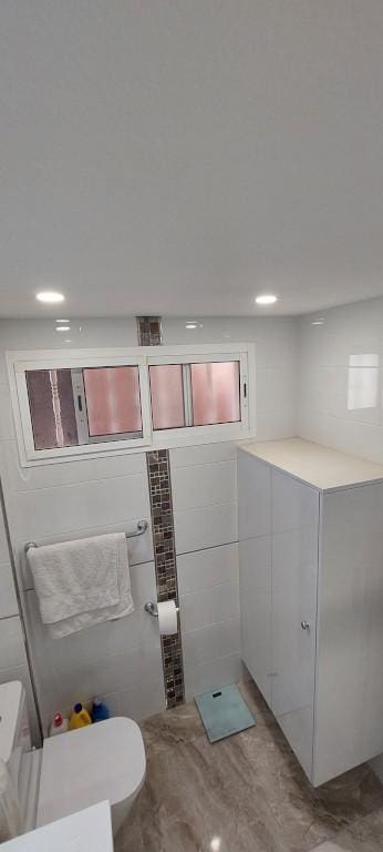 2 bedroom Flat for sale in Costa Adeje with pool garage - € 335,000 (Ref: 9394279)