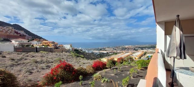 2 bedroom Flat for sale in Playa de Fañabé Alto, Adeje with pool garage - € 335,000 (Ref: 9394279)