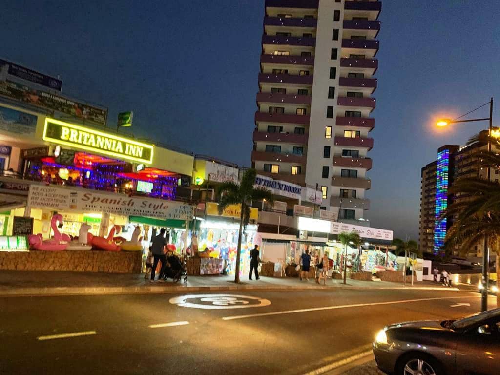 1 soverom Leilighet til salgs i Playa Paraiso med svømmebasseng - € 285 000 (Ref: 9399981)