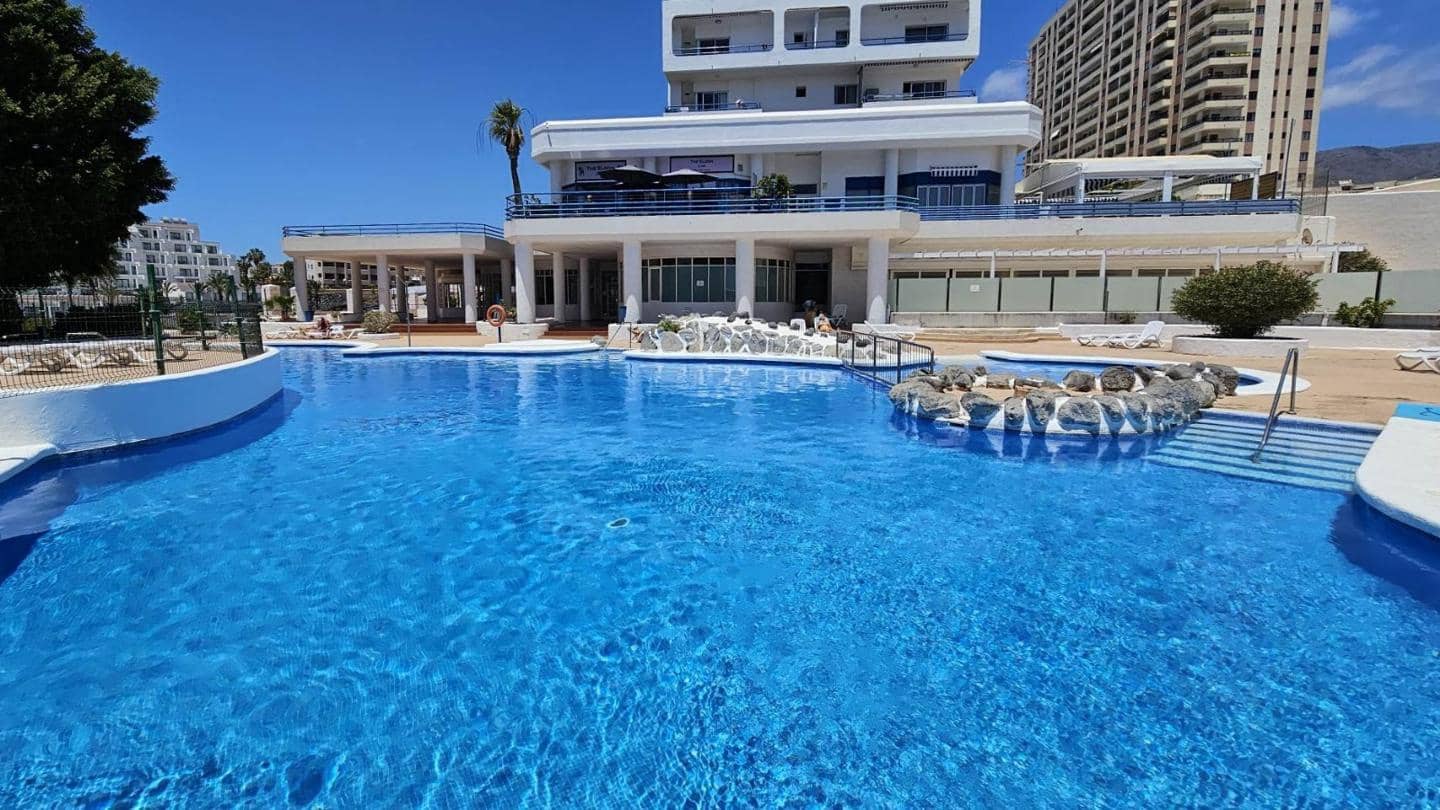 1 soverom Leilighet til salgs i Playa Paraiso med svømmebasseng - € 285 000 (Ref: 9399981)