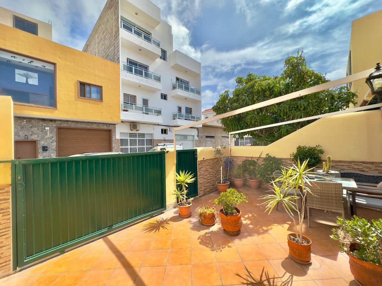 3 chambre Villa/Maison à vendre à Las Rosas (Las Galletas) avec garage - 399 900 € (Ref: 9421512)