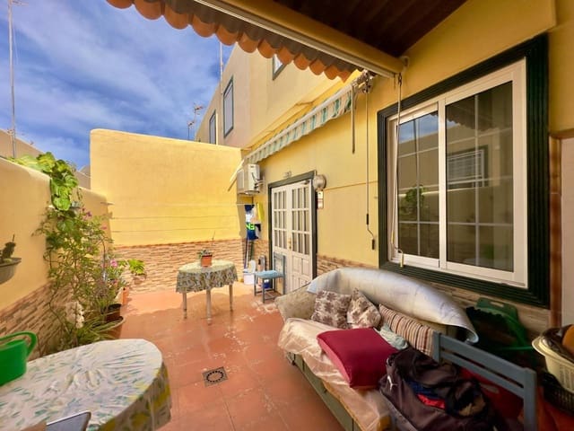 3 soveværelse Villa til salg i Las Rosas (Las Galletas), Arona med garage - € 399.900 (Ref: 9421512)