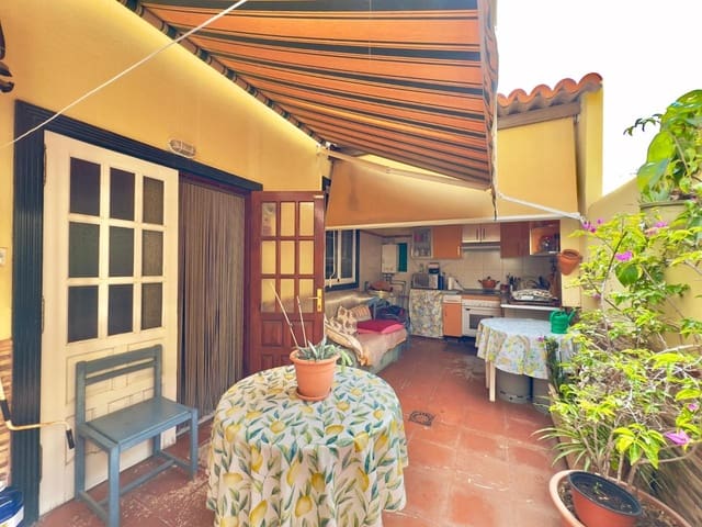 3 soveværelse Villa til salg i Las Rosas (Las Galletas), Arona med garage - € 399.900 (Ref: 9421512)