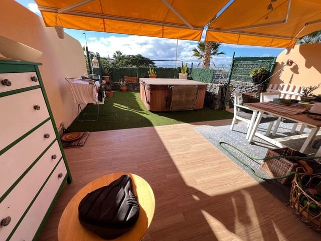 2 soverom Leilighet til salgs i Casco Urbano, Adeje med svømmebasseng garasje - € 380 000 (Ref: 9426416)