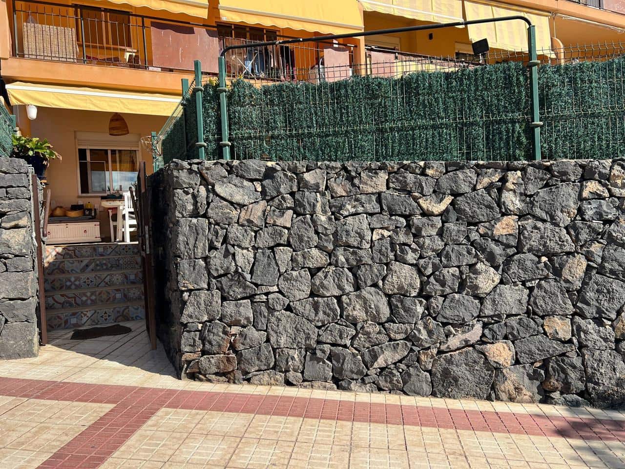 2 soverom Leilighet til salgs i Adeje med svømmebasseng garasje - € 380 000 (Ref: 9426416)