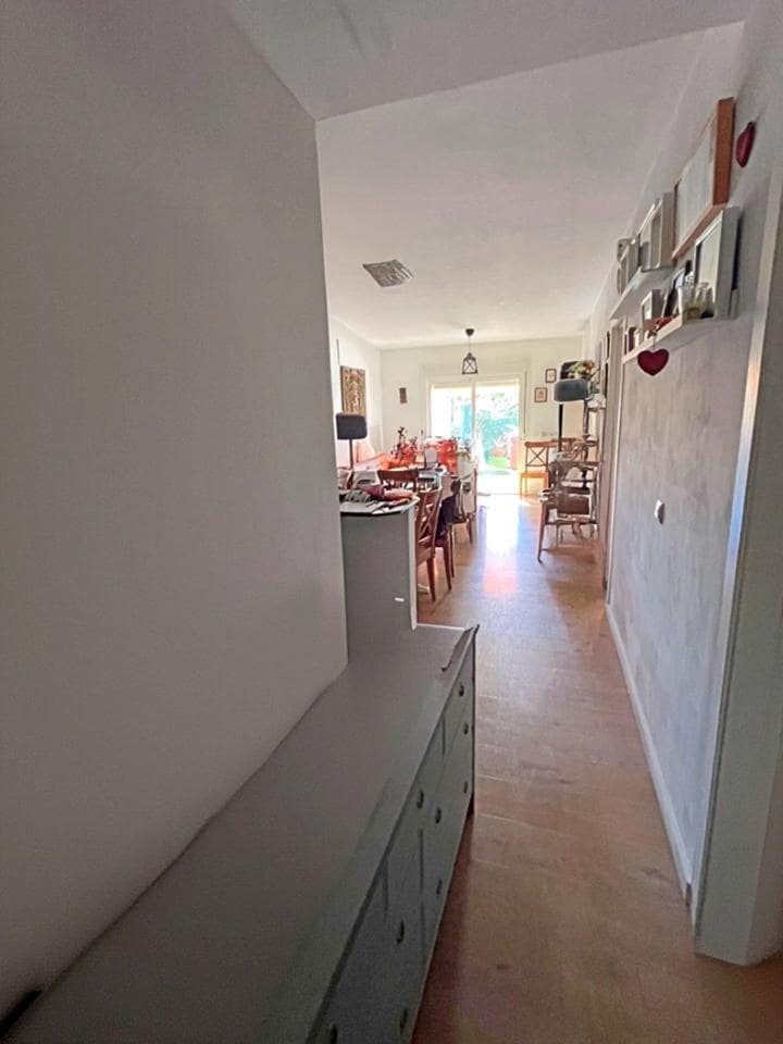 2 soverom Leilighet til salgs i Adeje med svømmebasseng garasje - € 380 000 (Ref: 9426416)