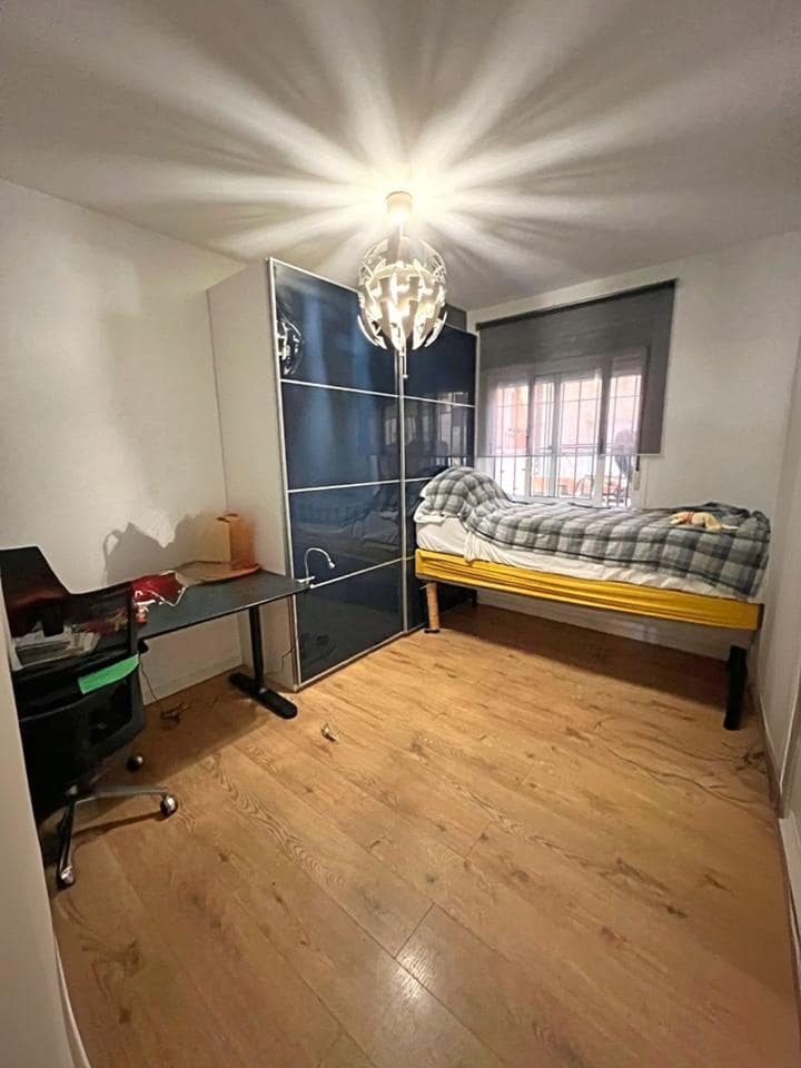 2 soverom Leilighet til salgs i Adeje med svømmebasseng garasje - € 380 000 (Ref: 9426416)