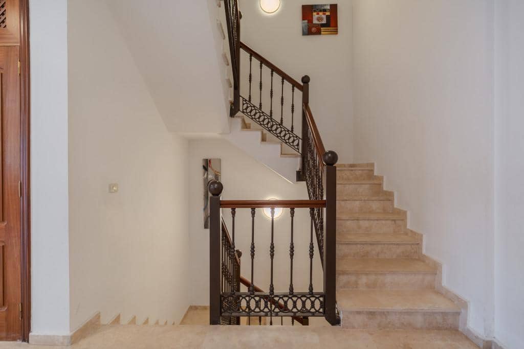 3 soverom Villa til salgs i Costa Adeje med svømmebasseng - € 1 280 000 (Ref: 9462823)