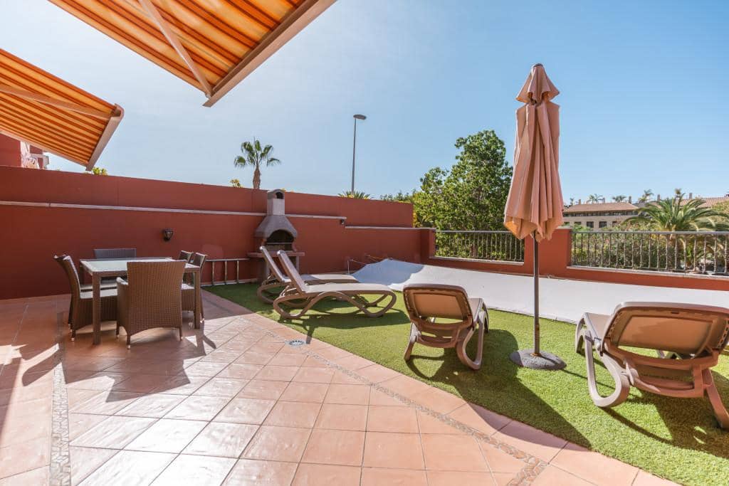 3 soverom Villa til salgs i Costa Adeje med svømmebasseng - € 1 280 000 (Ref: 9462823)