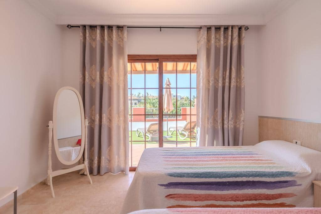 3 soverom Villa til salgs i Costa Adeje med svømmebasseng - € 1 280 000 (Ref: 9462823)