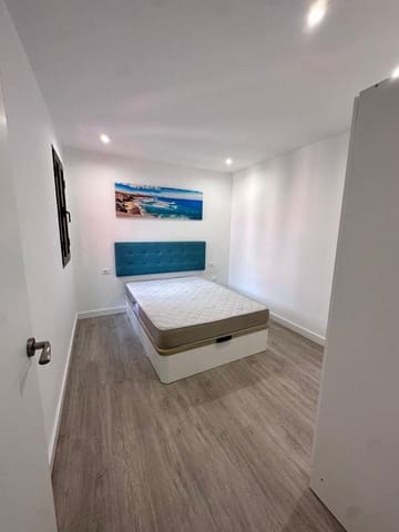 Piso de 2 habitaciones en Costa del Silencio, Arona en venta con piscina garaje - 269.000 € (Ref: 9516515)