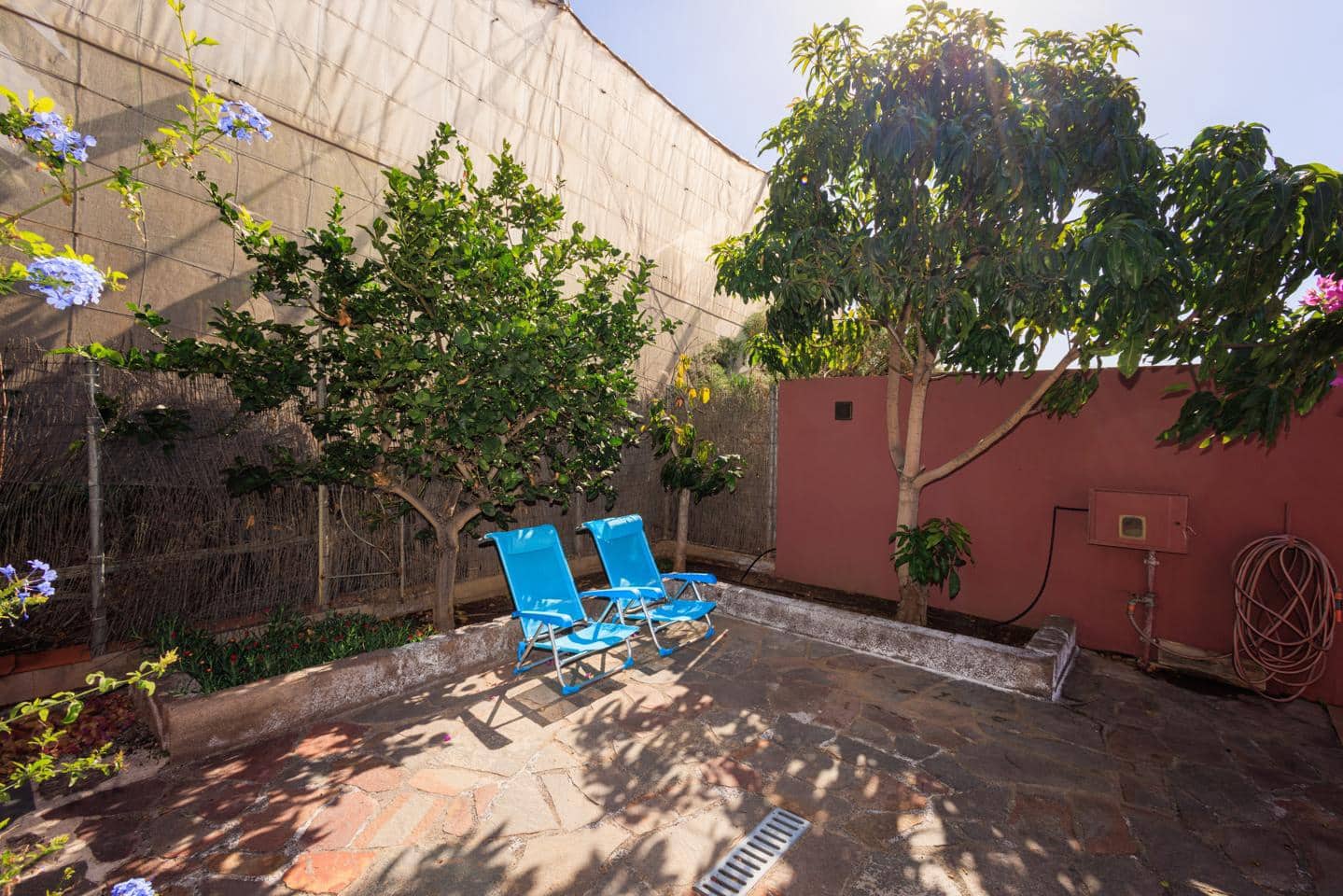 4 bedroom Finca/Country House for sale in Guia de Isora with garage - € 720,000 (Ref: 9536367)