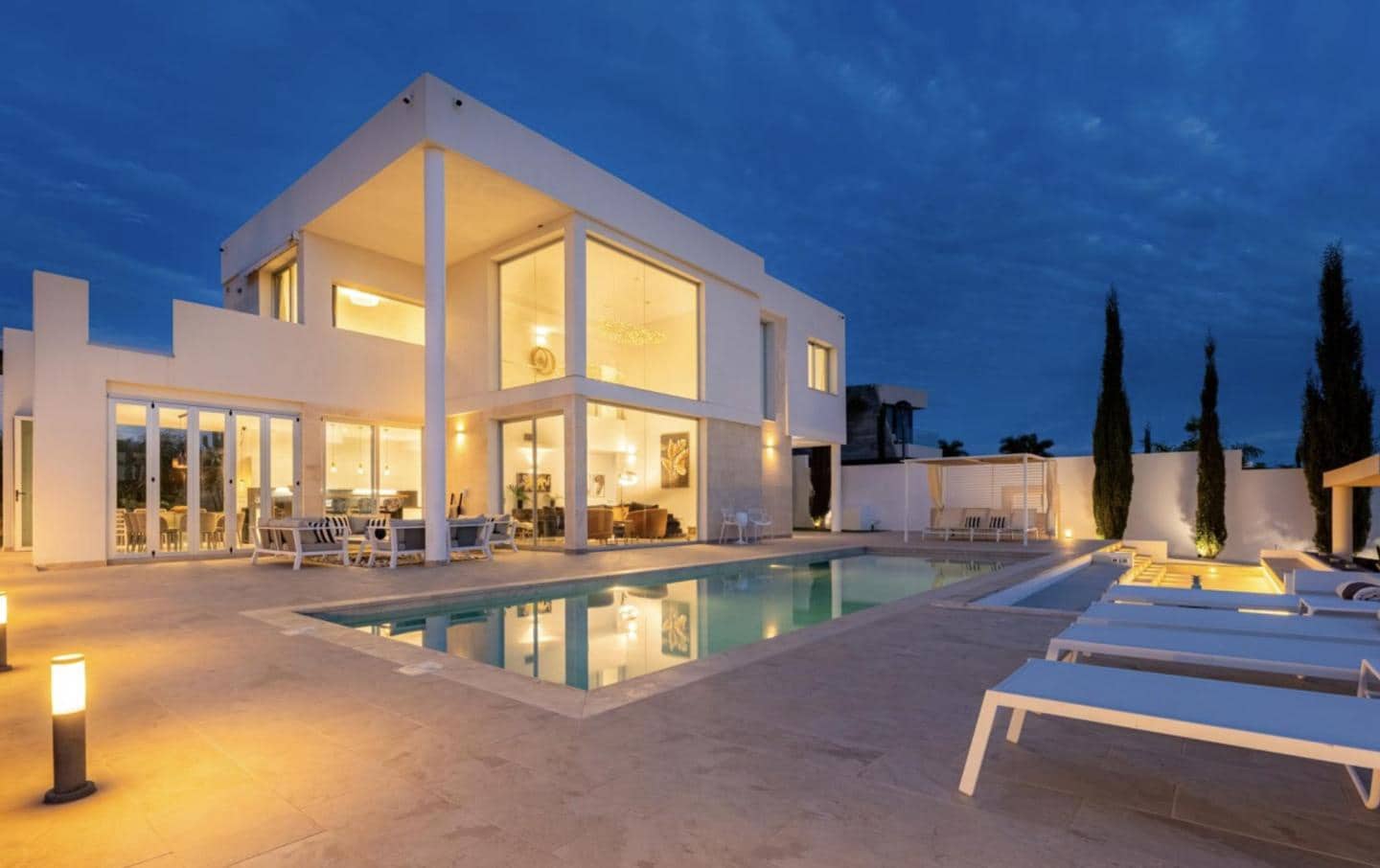 4 chambre Villa/Maison à vendre à Playa Paraiso avec piscine - 2 950 000 € (Ref: 9580287)