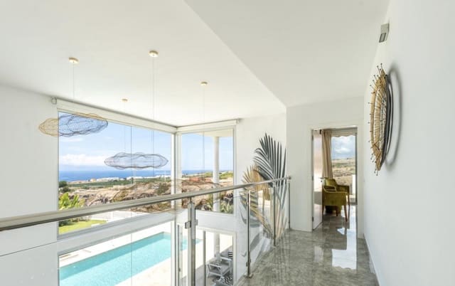 4 chambre Villa/Maison à vendre à Playa Paraiso, Adeje avec piscine - 2 950 000 € (Ref: 9580287)