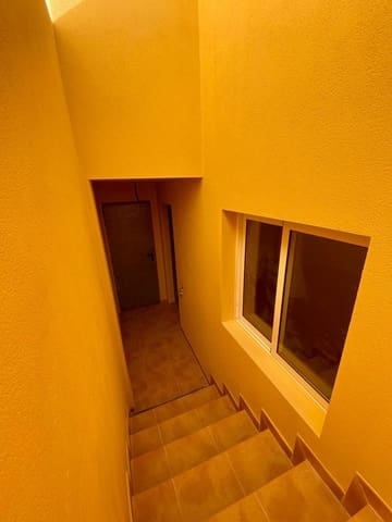 4 chambre Appartement à vendre à Llano del Camello, San Miguel de Abona avec piscine garage - 350 000 € (Ref: 9583537)