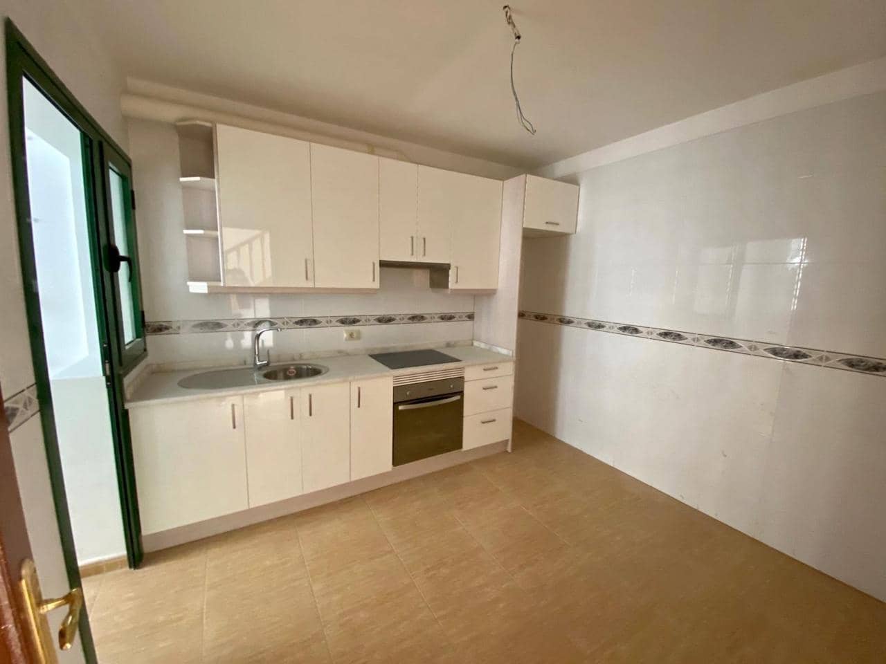 4 chambre Appartement à vendre à Llano del Camello avec piscine garage - 350 000 € (Ref: 9583537)