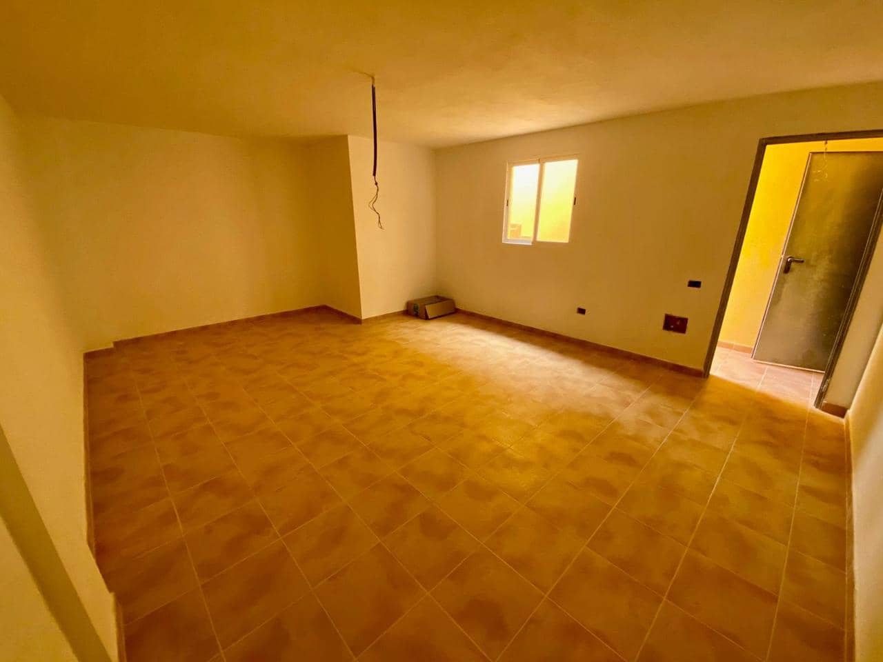 4 chambre Appartement à vendre à Llano del Camello avec piscine garage - 350 000 € (Ref: 9583537)