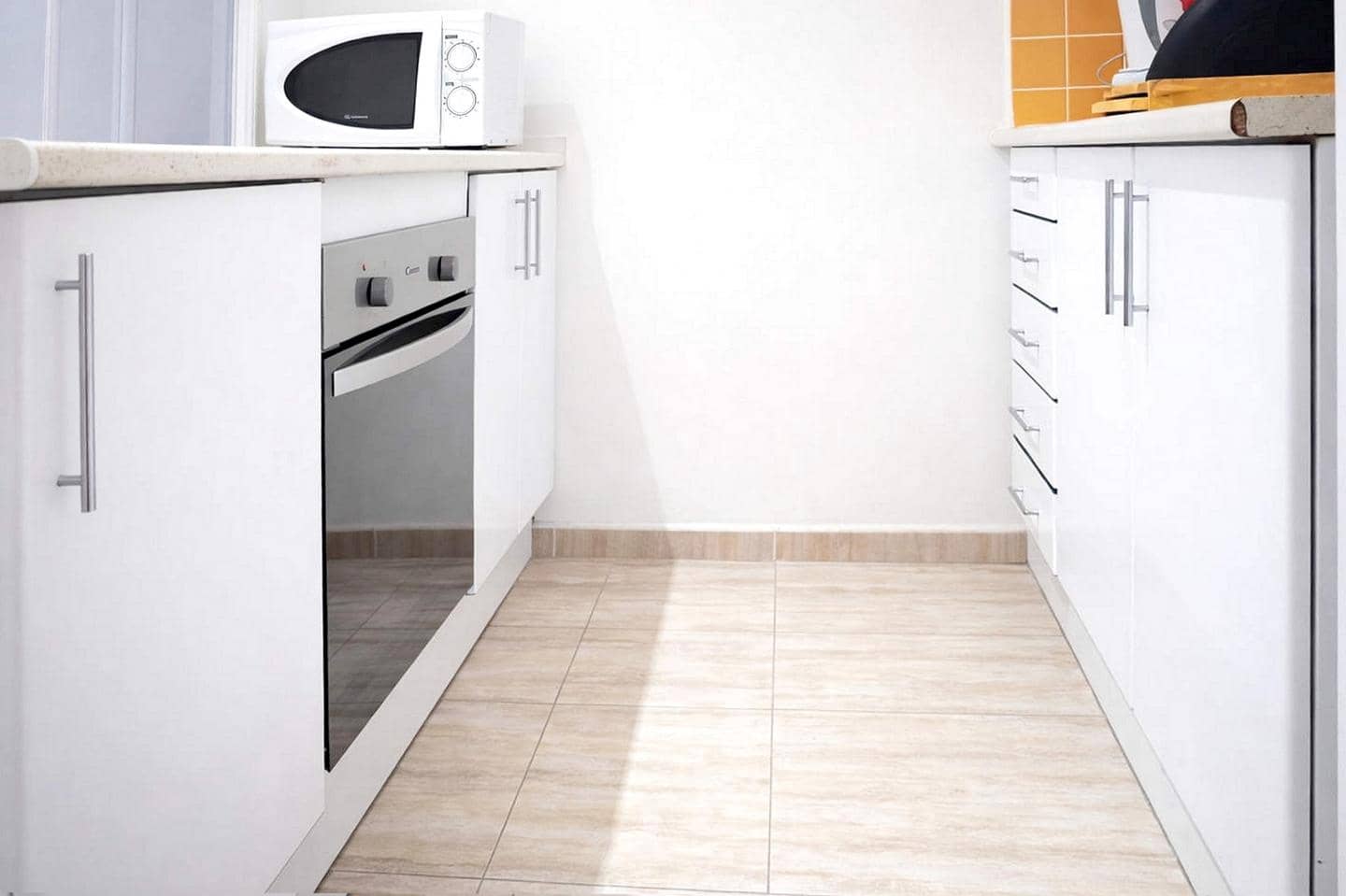 2 soverom Leilighet til salgs i Playa de las Americas med svømmebasseng garasje - € 399 000 (Ref: 9610115)