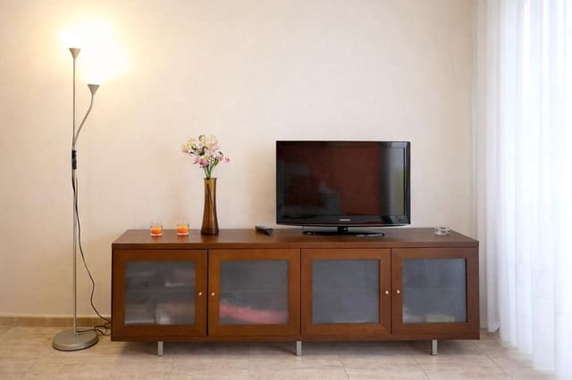 2 soverom Leilighet til salgs i Playa de las Americas, Arona med svømmebasseng garasje - € 399 000 (Ref: 9610115)