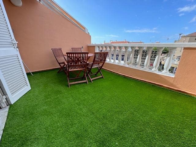 1 Zimmer Apartment zu verkaufen in Los Cristianos, Arona - 365.000 € (Ref: 9814972)