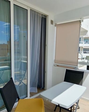 Estudio en Playa de las Américas, Adeje en venta con piscina - 235.000 € (Ref: 9814973)
