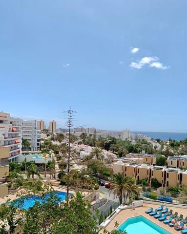 Estudio en Playa de las Américas, Adeje en venta con piscina - 235.000 € (Ref: 9814973)