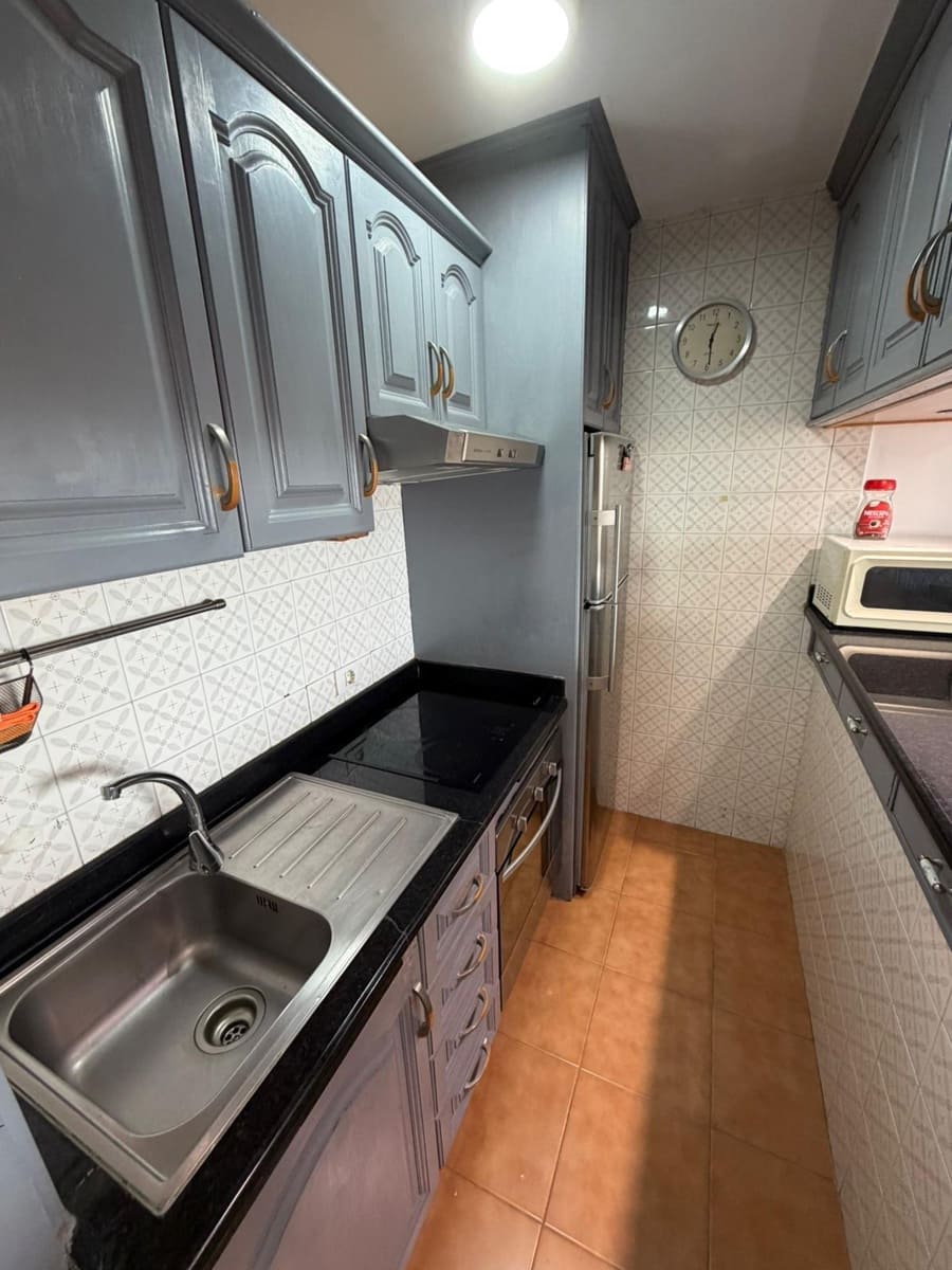 1 Zimmer Apartment zu verkaufen in Playa de las Americas mit Pool - 275.000 € (Ref: 9814974)