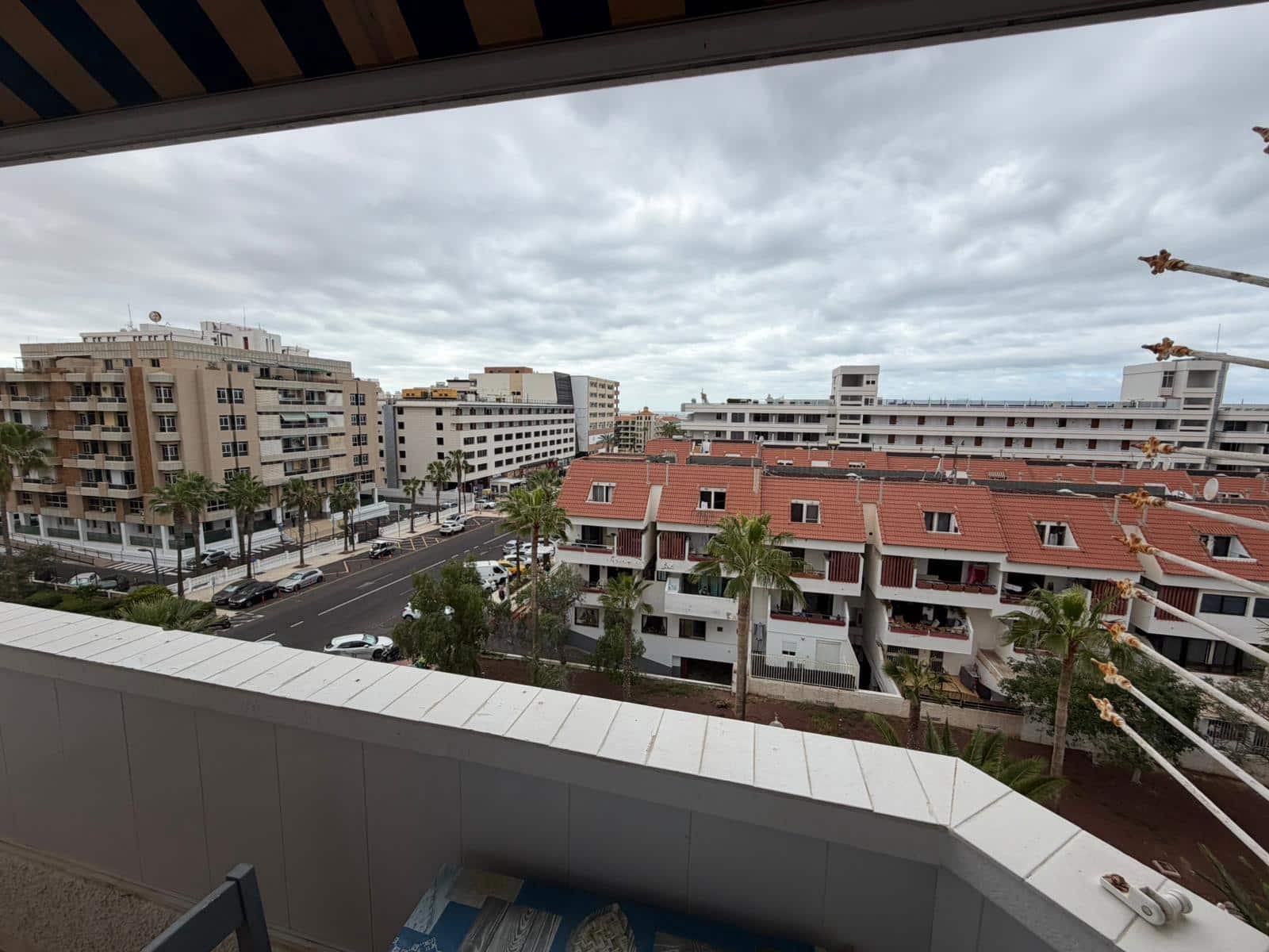 1 Zimmer Apartment zu verkaufen in Playa de las Americas mit Pool - 275.000 € (Ref: 9814974)
