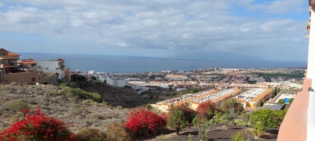 2 quarto Apartamento para venda em Roque del Conde, Adeje com piscina garagem - 330 000 € (Ref: 9814976)