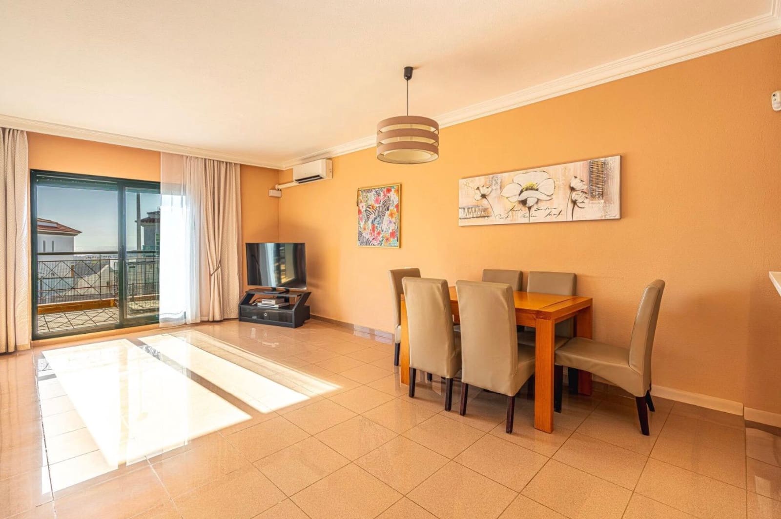 Apartamento de 3 habitaciones en La Caleta Adeje en venta - 795.000 € (Ref: 9814978)