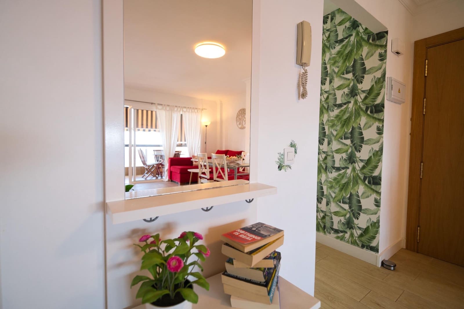 2 Zimmer Apartment zu verkaufen in Los Cristianos mit Pool - 499.000 € (Ref: 9814979)