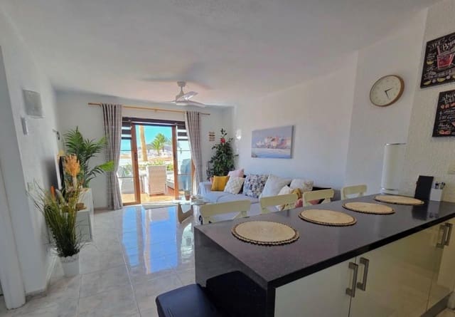 2 quarto Apartamento para venda em Los Cristianos, Arona com piscina - 399 950 € (Ref: 9814981)