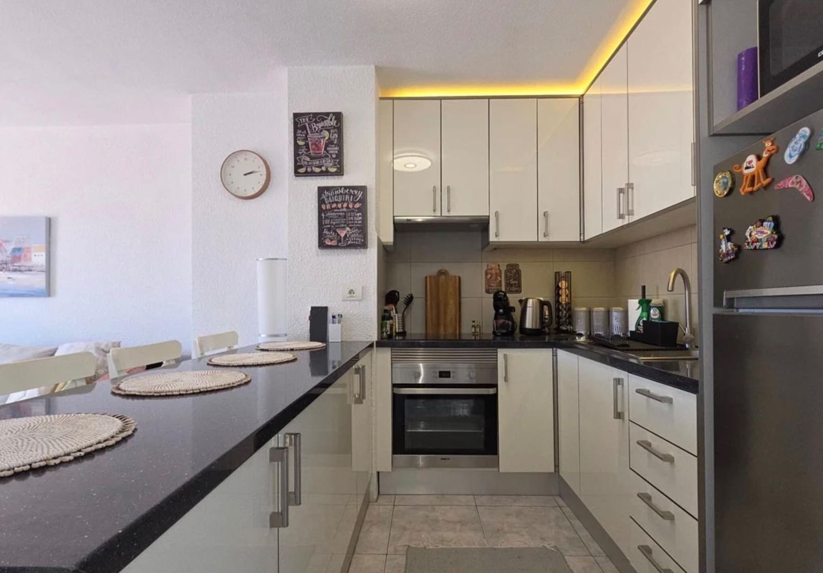 2 Zimmer Apartment zu verkaufen in Los Cristianos mit Pool - 399.950 € (Ref: 9814981)