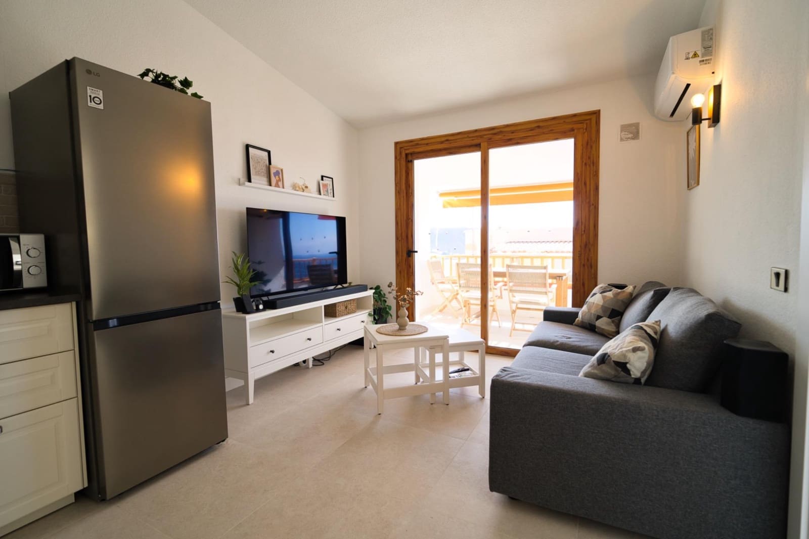 1 Zimmer Apartment zu verkaufen in Los Cristianos mit Pool - 314.000 € (Ref: 9814982)