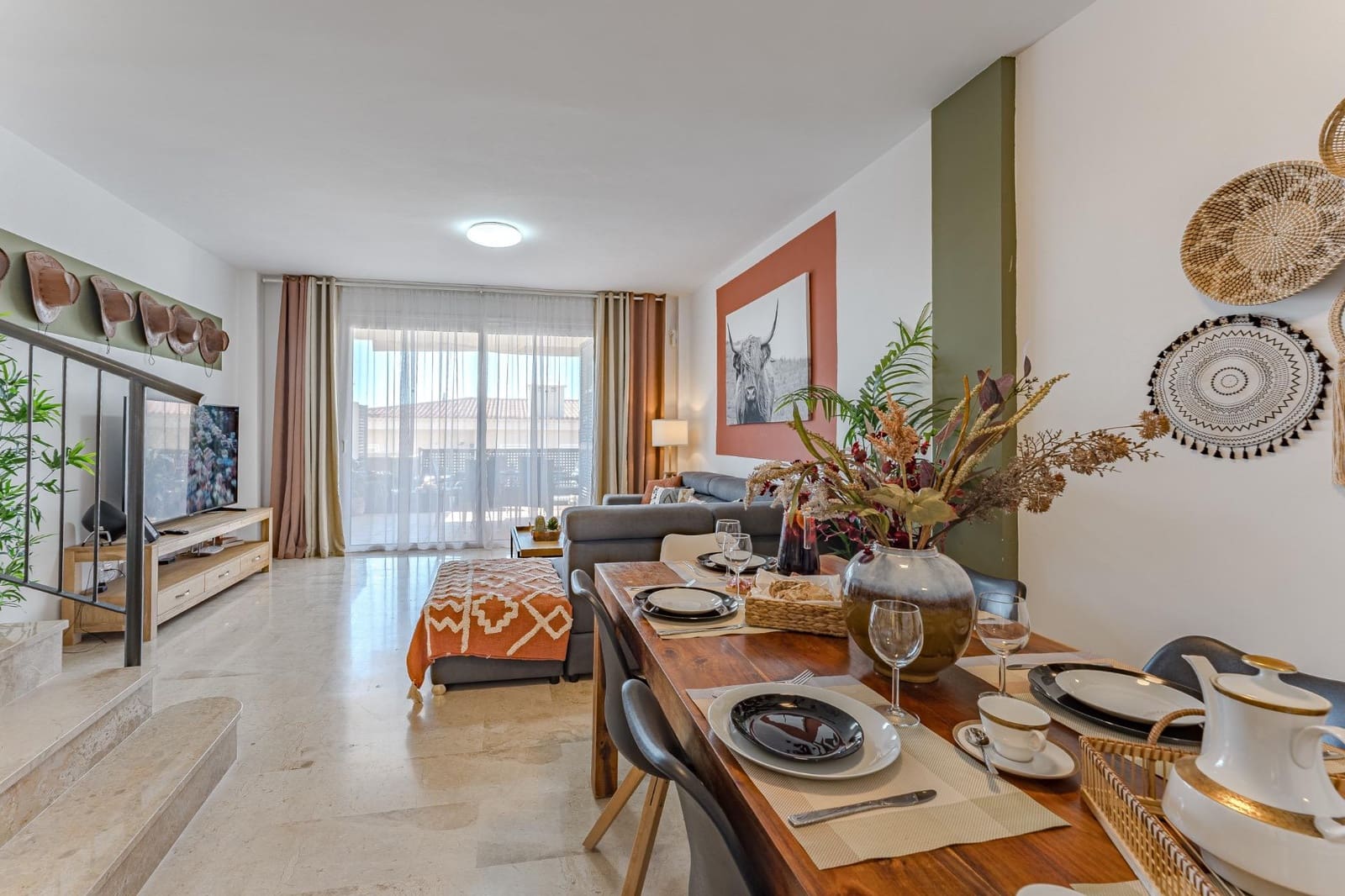 Apartamento de 2 habitaciones en Puerto Santiago en venta con piscina garaje - 450.000 € (Ref: 9814983)
