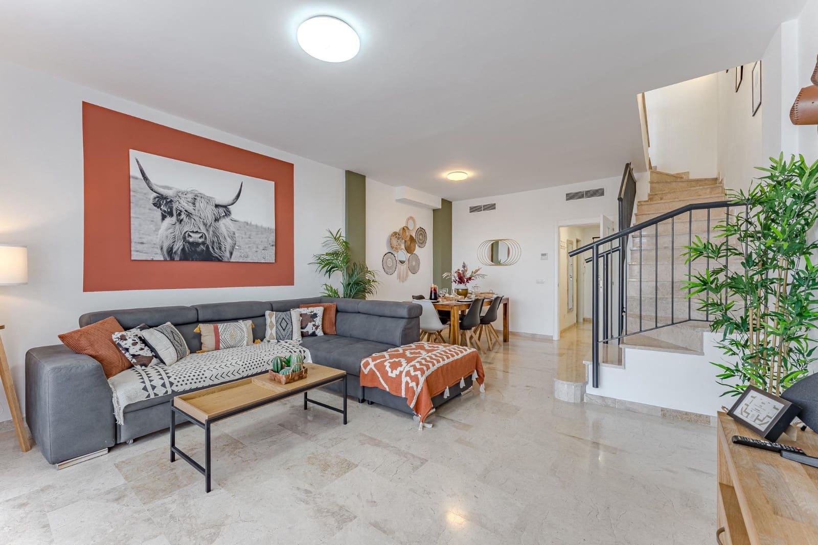Apartamento de 2 habitaciones en Puerto Santiago en venta con piscina garaje - 450.000 € (Ref: 9814983)