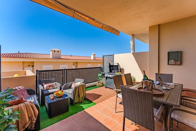 Apartamento de 2 habitaciones en Puerto Santiago, Santiago del Teide en venta con piscina garaje - 450.000 € (Ref: 9814983)