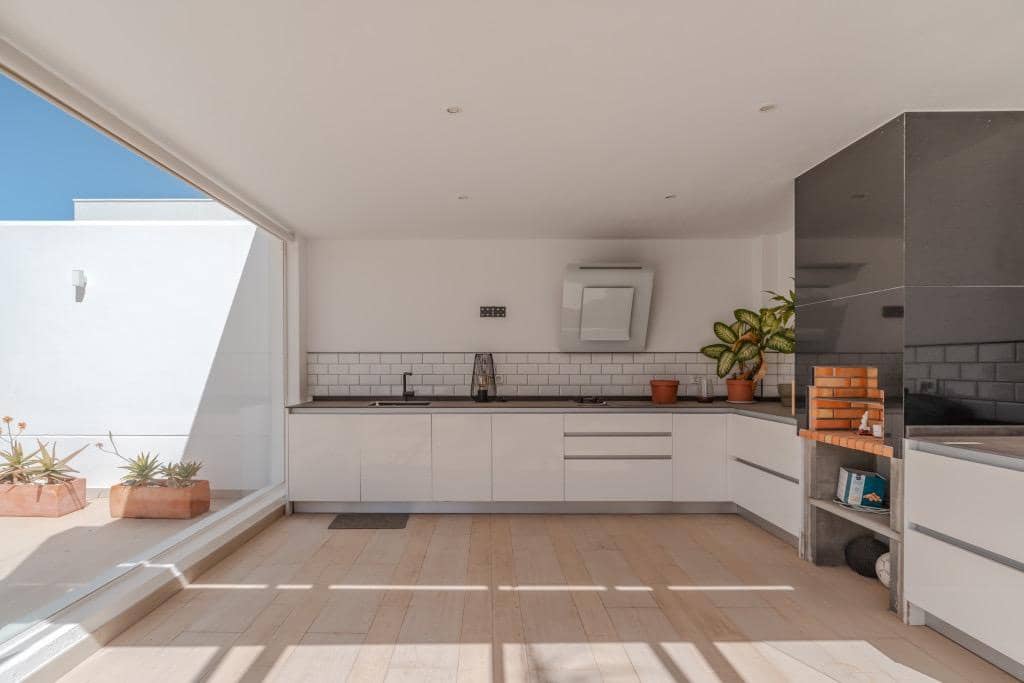 5 sovrum Villa till salu i Roque del Conde med pool garage - 2 100 000 € (Ref: 9814985)