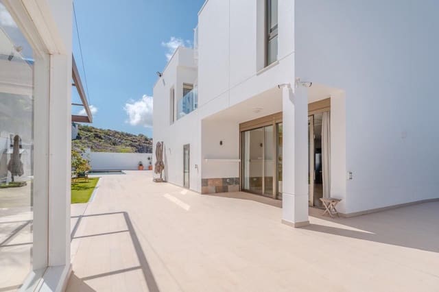 5 sovrum Villa till salu i Roque del Conde, Adeje med pool garage - 2 100 000 € (Ref: 9814985)