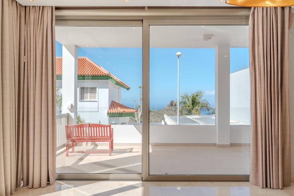 5 sovrum Villa till salu i Roque del Conde med pool garage - 2 100 000 € (Ref: 9814985)
