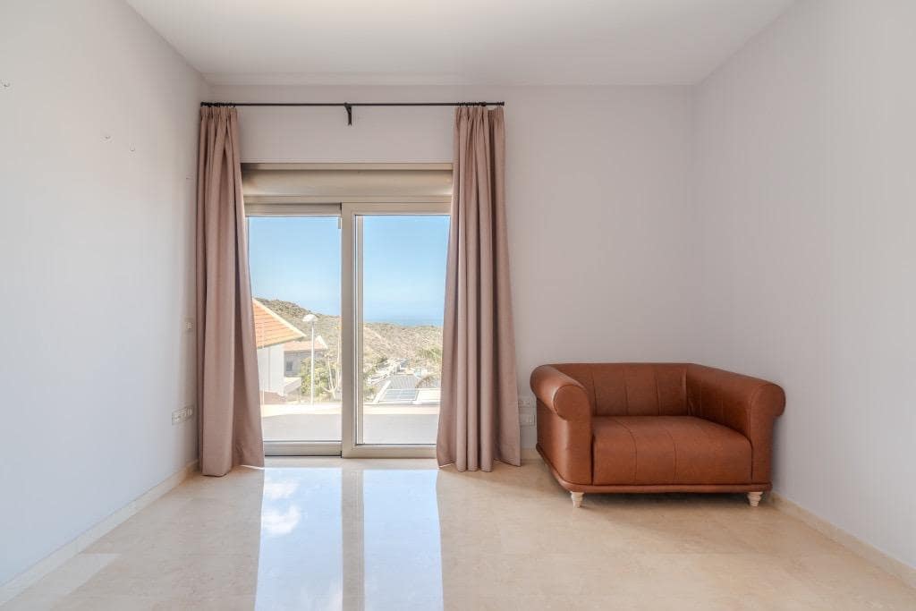 5 sovrum Villa till salu i Roque del Conde med pool garage - 2 100 000 € (Ref: 9814985)