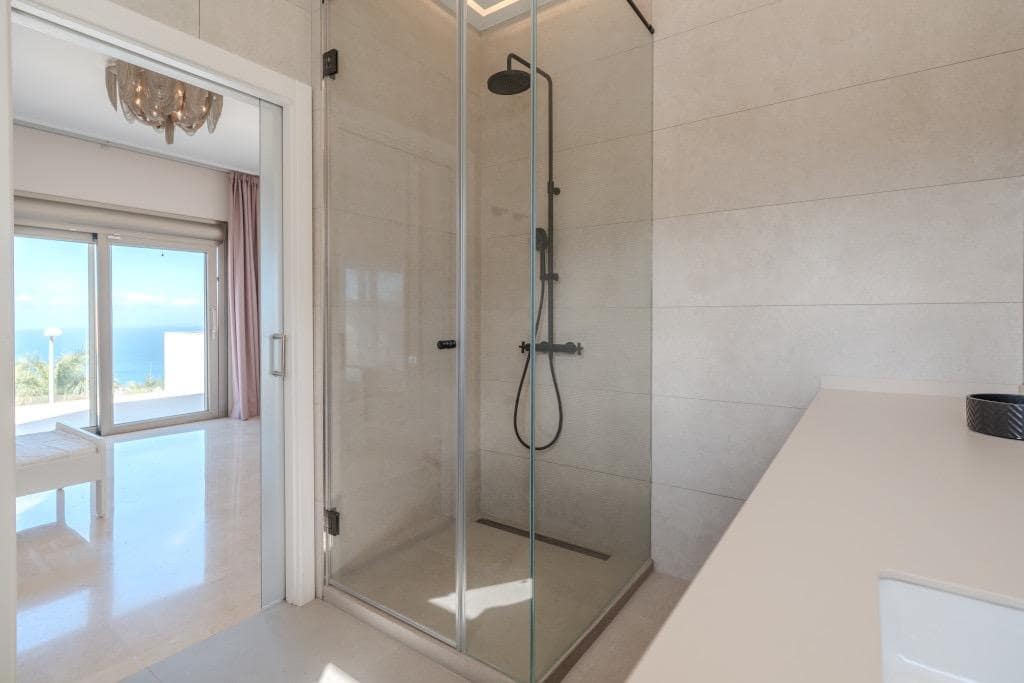 5 sovrum Villa till salu i Roque del Conde med pool garage - 2 100 000 € (Ref: 9814985)