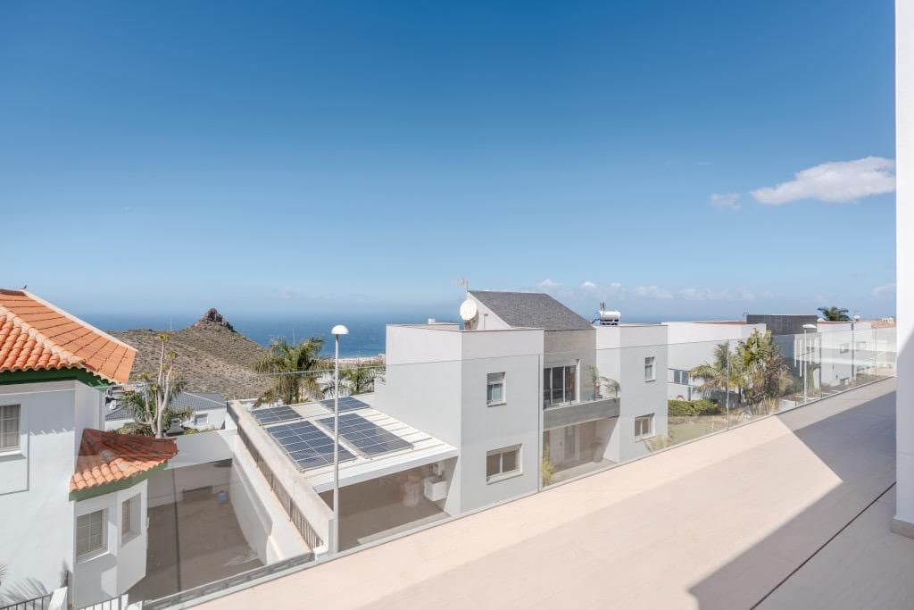 5 sovrum Villa till salu i Roque del Conde med pool garage - 2 100 000 € (Ref: 9814985)