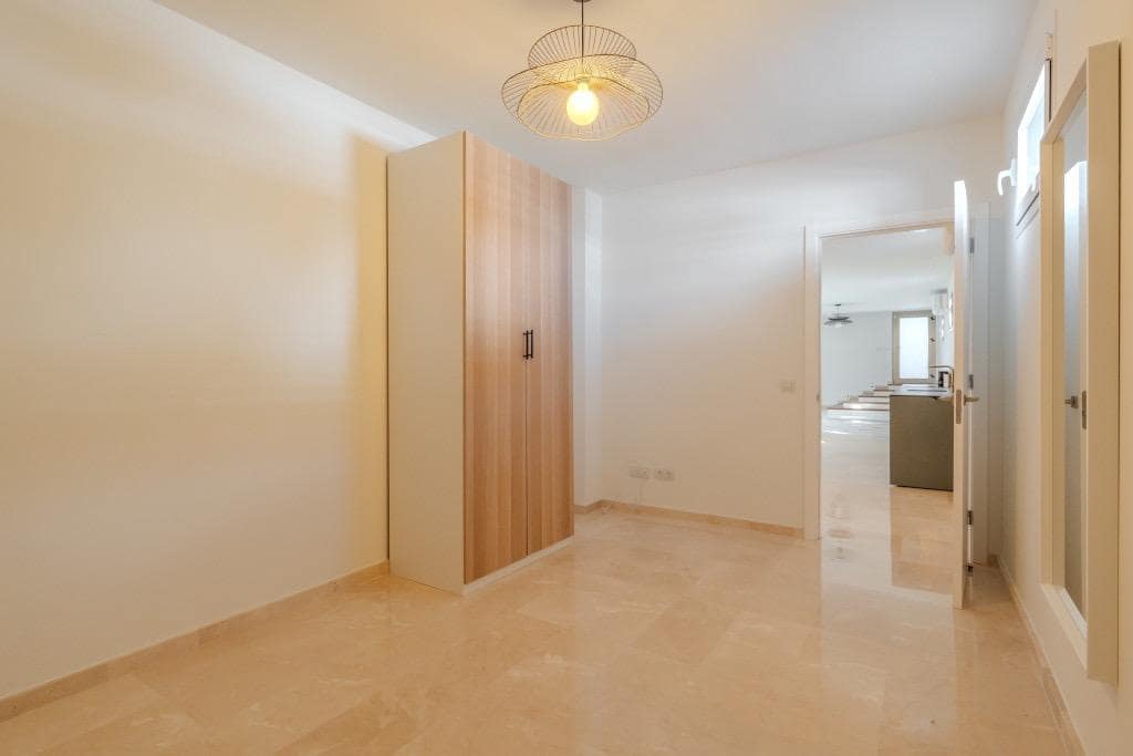 5 sovrum Villa till salu i Roque del Conde med pool garage - 2 100 000 € (Ref: 9814985)