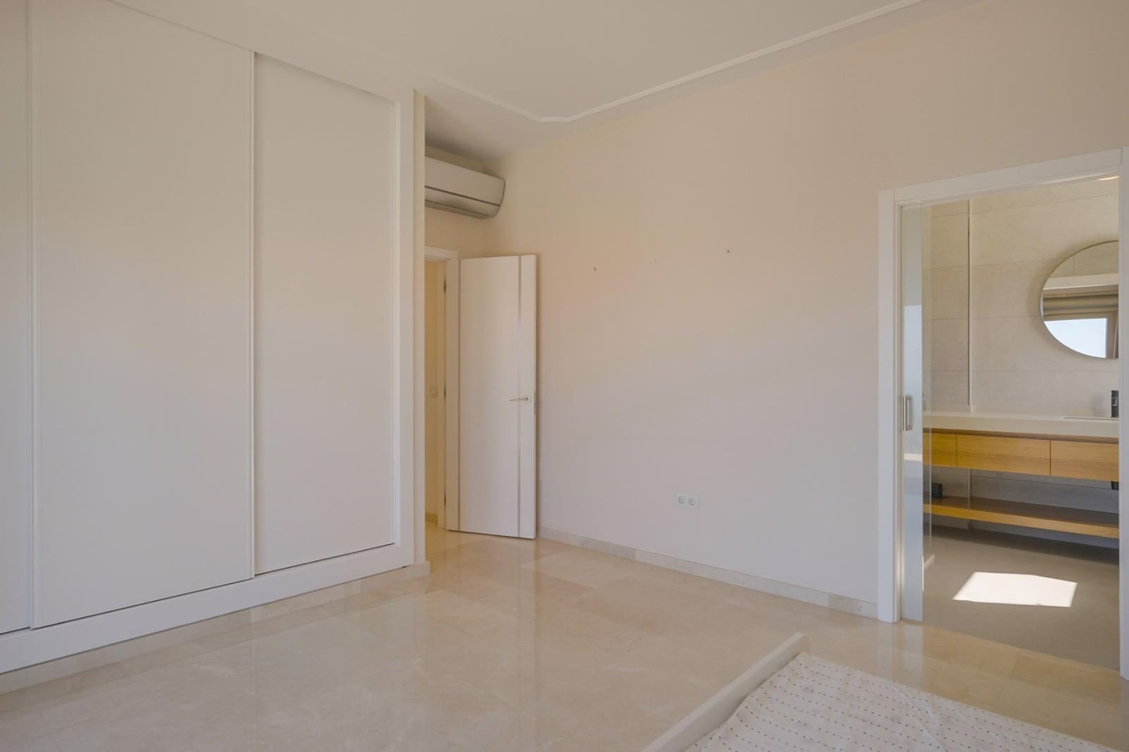 5 sovrum Villa till salu i Roque del Conde med pool garage - 2 100 000 € (Ref: 9814985)
