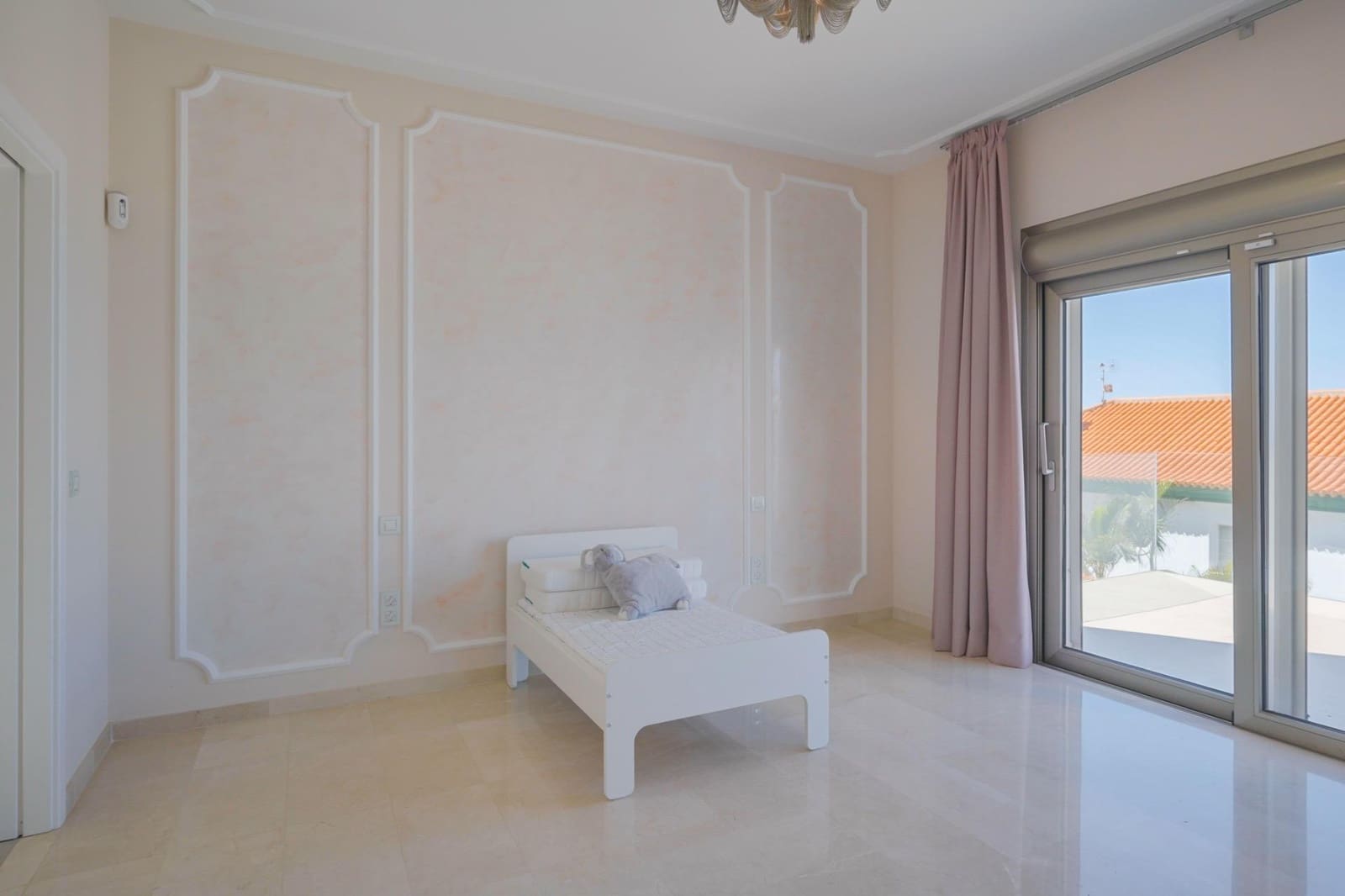 5 sovrum Villa till salu i Roque del Conde med pool garage - 2 100 000 € (Ref: 9814985)